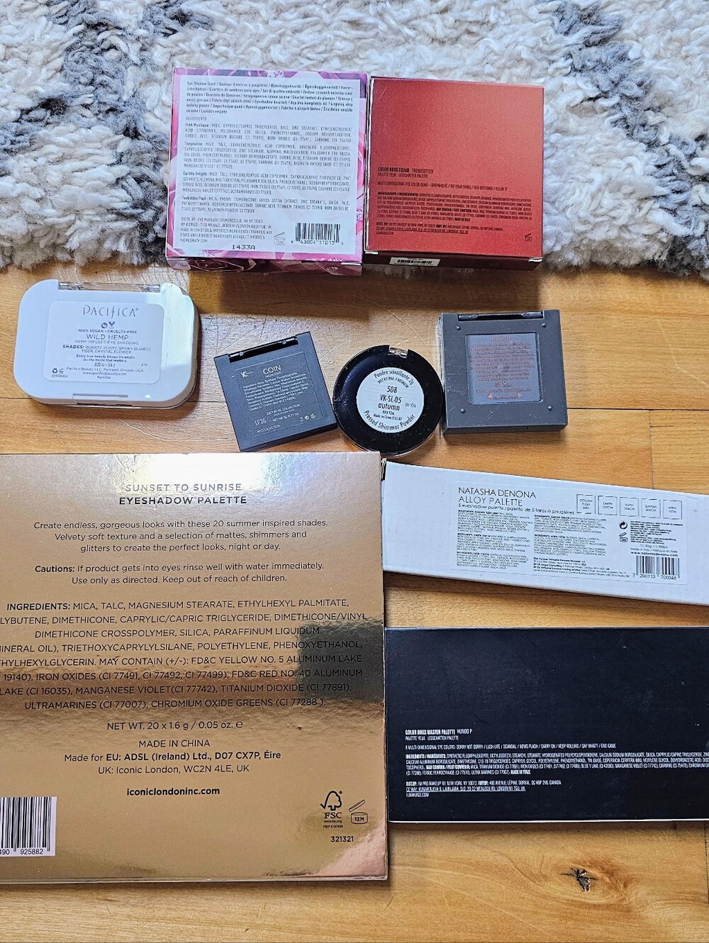Eyeshadow Bundle - Picture 4 of 5